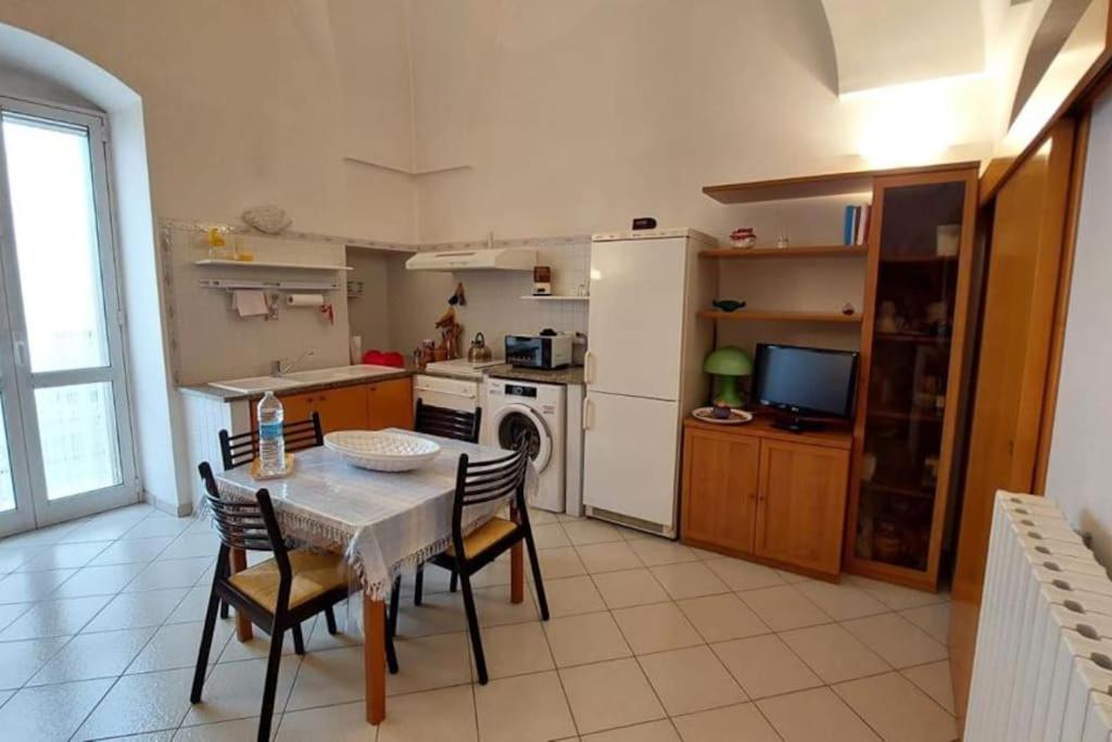Casa Italia - Zona Ottocentesca A Ostuni Villa Esterno foto
